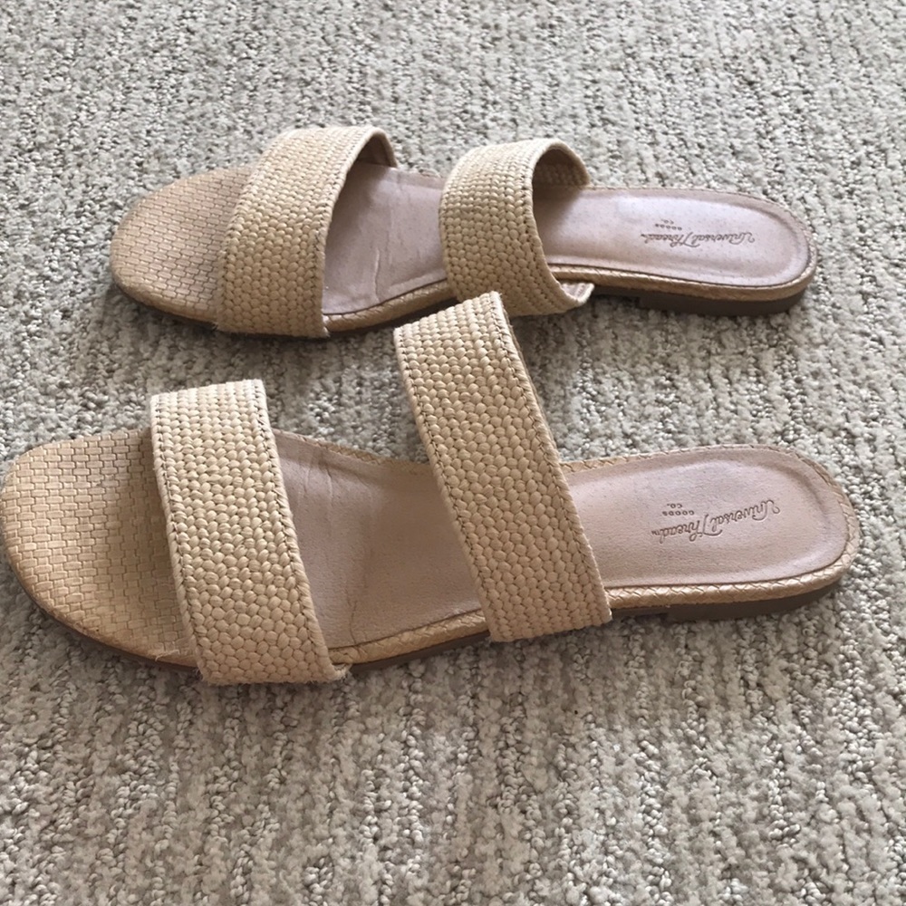 Women’s Sandals - Picture 5 of 7